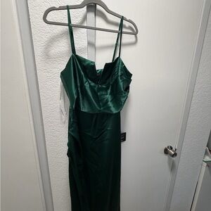 Lulu's Strapless Emerald Green Dress